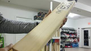 GM Icon Original LE Cricket Bat  2020 [upl. by Essirahc]