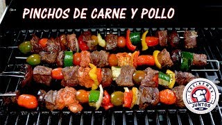 Pinchos o brochetas de carne y pollo [upl. by Henleigh]