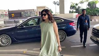 SHAMITA SHETTY FLYING FROM MUMBAI SPOTTED AT AIRPORT  shamitashetty vrialvedio trending video [upl. by Eineeuq256]