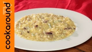 Risotto con gorgonzola e cipolla  Primi piatti Riso [upl. by Yerok685]