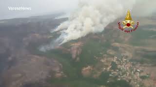 Maxi incendio in Sardegna Vigili del Fuoco in azione [upl. by Oster277]