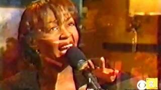 Anita Baker LIVE sings quotThe Christmas Songquot 2002 [upl. by Pace971]