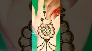 Simple Beautiful mehndi design using bladeshortvideo mehndi youtubeshorts henna viralvideos [upl. by Birk]