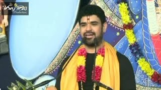 Radha Rani Ke Charan Pyare by Shradhey Acharya Shri Gaurav Krishna Goswamiji [upl. by Laban980]