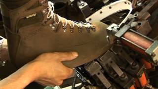 Fabrication des chaussures Asolo en Europe [upl. by Eanwahs]