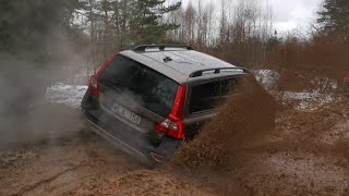 Volvo XC70 offroad 2023 Volvo XC70 P3 20072014 in deep mud Volvo AWD test DDrive [upl. by Gustie]