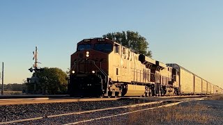 Very fast 6570 mph BNSF Autorack train BNSF Transcon Emporia sub10723 [upl. by Laufer]