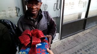 CHRISTMAS GIFTS FOR THE HOMELESS [upl. by Annahsad]