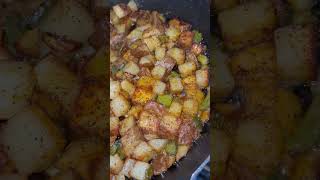 😋Delicious breakfast potatoes breakfastpotatoes potatohash crispypotatoes breakfast potatoes [upl. by Nob]