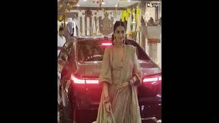 RAVEENA TANDON AND OTHER CELEBRITIES CELEBRATE KARVA CHAUTH AT ANIL KAPOORS MUMBAI RESIDENCE [upl. by Zemaj]