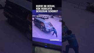 Kurir yg Sigap Vs Mobil yg Bandel [upl. by Assir]