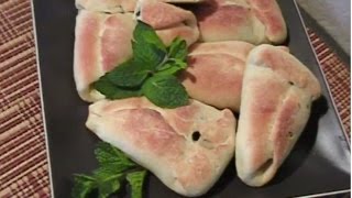 Spinach Triangles Fatayer Bi Sabanekh [upl. by Holms]