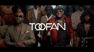 TOOFAN  CEST PAS NORMAL Clip Officiel [upl. by Ennaus807]