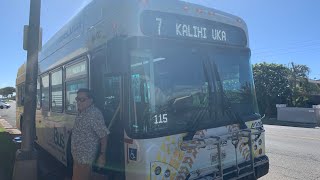 Honolulu TheBus Route 7Kahala Mall Bus 4009 [upl. by Ladnik352]