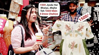 Bigg Boss 17 Fame Mannara Chopra Street Shopping At Linking Road Bandra Priyanka Chopra Cousin [upl. by Sucram]