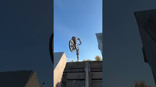 No hander in lidingö bikepark [upl. by Ellesor586]