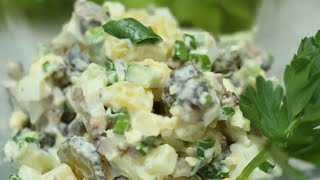 Бесподобный салат с жареными грибами  Бомбический вкус qizardilmiş gobələkli salat [upl. by Ihana]