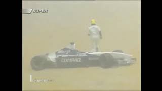 Jacques Villeneuve amp Ralf Schumacher crash  2001 Melbourne [upl. by Baalbeer]