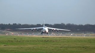 Strong wind landing of Polet Aviakompania Antonov An124 RA82077 at Hamburg Airport [upl. by Haseefan]