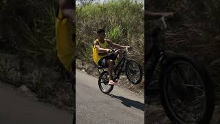 APRENDENDO A DAR GRAU DE BIKE graudebike viralvideo grau shorts [upl. by Philis]