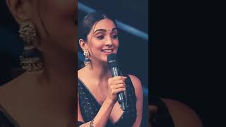 Kiara Advani Singing In Indian Idol  Rata Lambiya [upl. by Normandy758]