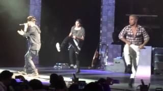 CNCO  Hey DJ  Auditorio Nacional 21Julio2017 [upl. by Yeldnarb]