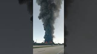 Ginormous fire in Ellenton Florida [upl. by Cimah]