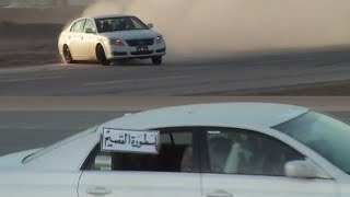 هجولة اسطورة القصيم على الافالوون Crazy Drift with Toyota Avalon [upl. by Latsyrd]