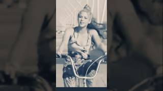 quotTBT La Bicicletaquot shakira shakifans labicicleta musica [upl. by Machute]