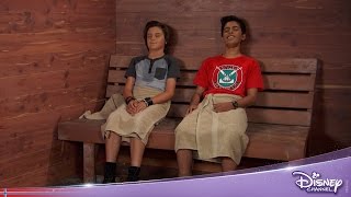 Bunkd Fjøset og badstuen  Disney Channel Norge [upl. by Nnyllatsyrc]