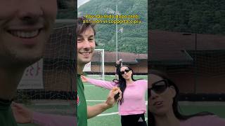 Se pari questo rigore ci lasciamo 🤣 calcio ragazza rigore [upl. by Lehcim]