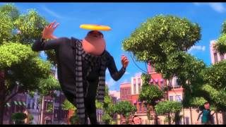 Despicable Me 2  Frisbee Freestyle  Happy by Pharrell Williams [upl. by Idonah729]