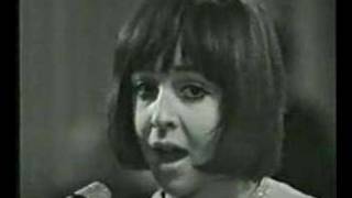 Vicky  Lamour Est Bleu  ESC 1967 [upl. by Poore906]