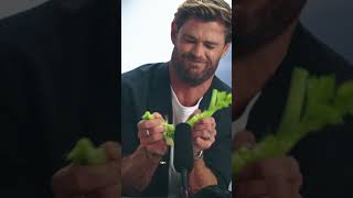 Chris Hemsworth décapite des légumes ASMR TylerRake2 [upl. by Orlanta]