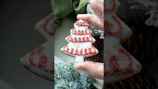 🎄Simple Christmas cookie decorating for beginners cookiedecorating satisfying christmas [upl. by Natelson]