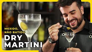 Dry Martini  Um dos coquetéis mais famosos de todos os tempos  Bartender Store [upl. by Pas]