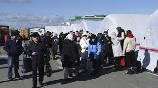 Estado de movilización general en Donetsk y Lugansk con vistas a un conflicto armado en Ucrania [upl. by Lirbaj]