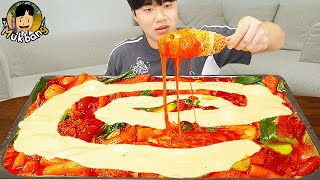 ASMR MUKBANG 직접 만든 마라 엽기 떡볶이 불닭볶음면 소세지 핫도그 먹방 amp 레시피 FIRE NOODLES AND Tteokbokki EATING SOUND [upl. by Rockel]