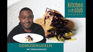 Das ist Soulfood  Gemüsenudeln mit Erdnusssauce 9 [upl. by Kola37]