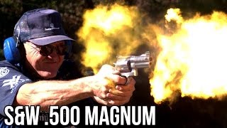 SampW 500 MAGNUM RECORD 5 shots in 1 SECOND in high speed with Jerry Miculek [upl. by Agnese661]