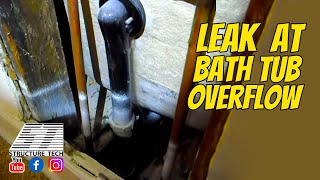 Leak at bath tub overflow [upl. by Saibot]