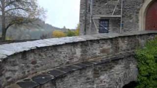 Lauenstein Burg bei Regenwetter 102010 [upl. by Rodnas]