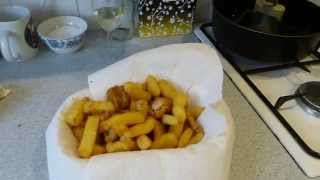 How to cook the best chips ever in a Tefal Actifry Cooker [upl. by Aiekat]