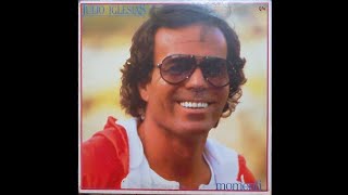 Sono Un Vagabondo Julio Iglesias 1982 [upl. by Neram]