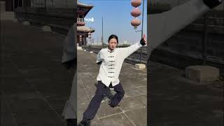 How to emit the power of Tai Chi dance taichi kungfu [upl. by Anegue]