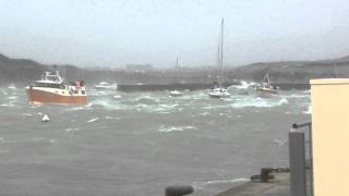 Port du Conquet lors de la tempête Ulla le 14 février 2014 très grosse mer au finistère [upl. by Yvehc311]