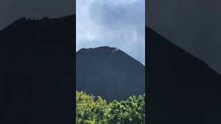 IZALCO VOLCANO most active volcano in El Salvador 🌋🔥🥵 volcano smoke fire beautiful elsalvador [upl. by Dnomso340]