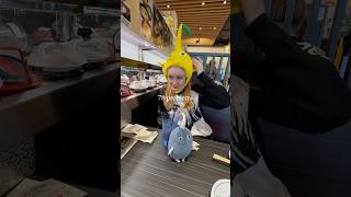 Rock and Yellow Pikmin visit Kura Sushi 🪨🌼🍣 [upl. by Ivets]