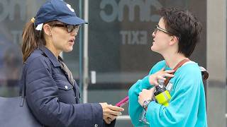 Jennifer Garner takes her kids Fin and Samuel to watch Wicked with their friends [upl. by Kenric199]