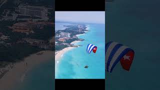 Las mejores vistas de Varadero desde un paramotor Tandem [upl. by Howlend391]